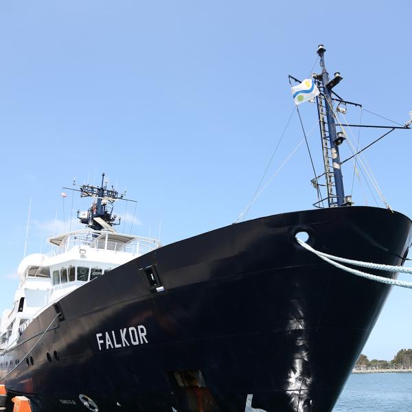 Exploring Front with Multiple Robots