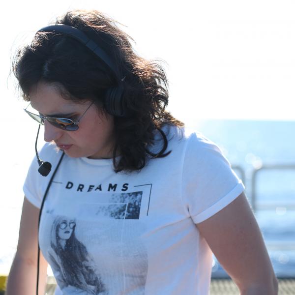 Exploring Front with Multiple Robots