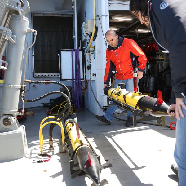 Exploring Front with Multiple Robots