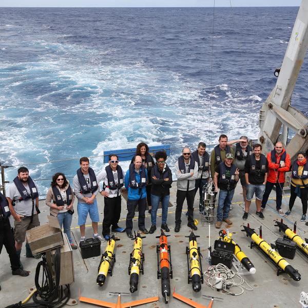 Exploring Front with Multiple Robots